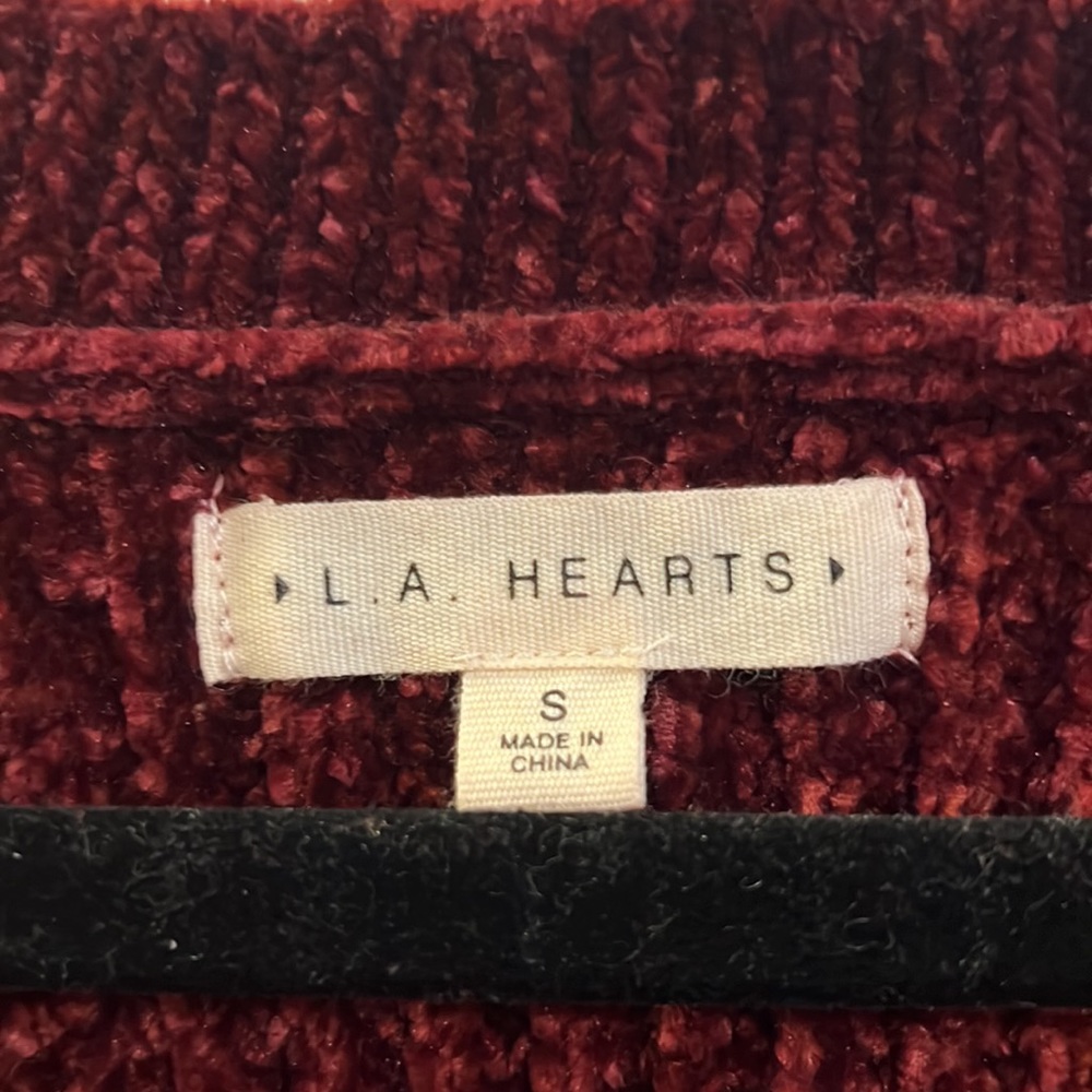 Sweater - Picture 2 of 2